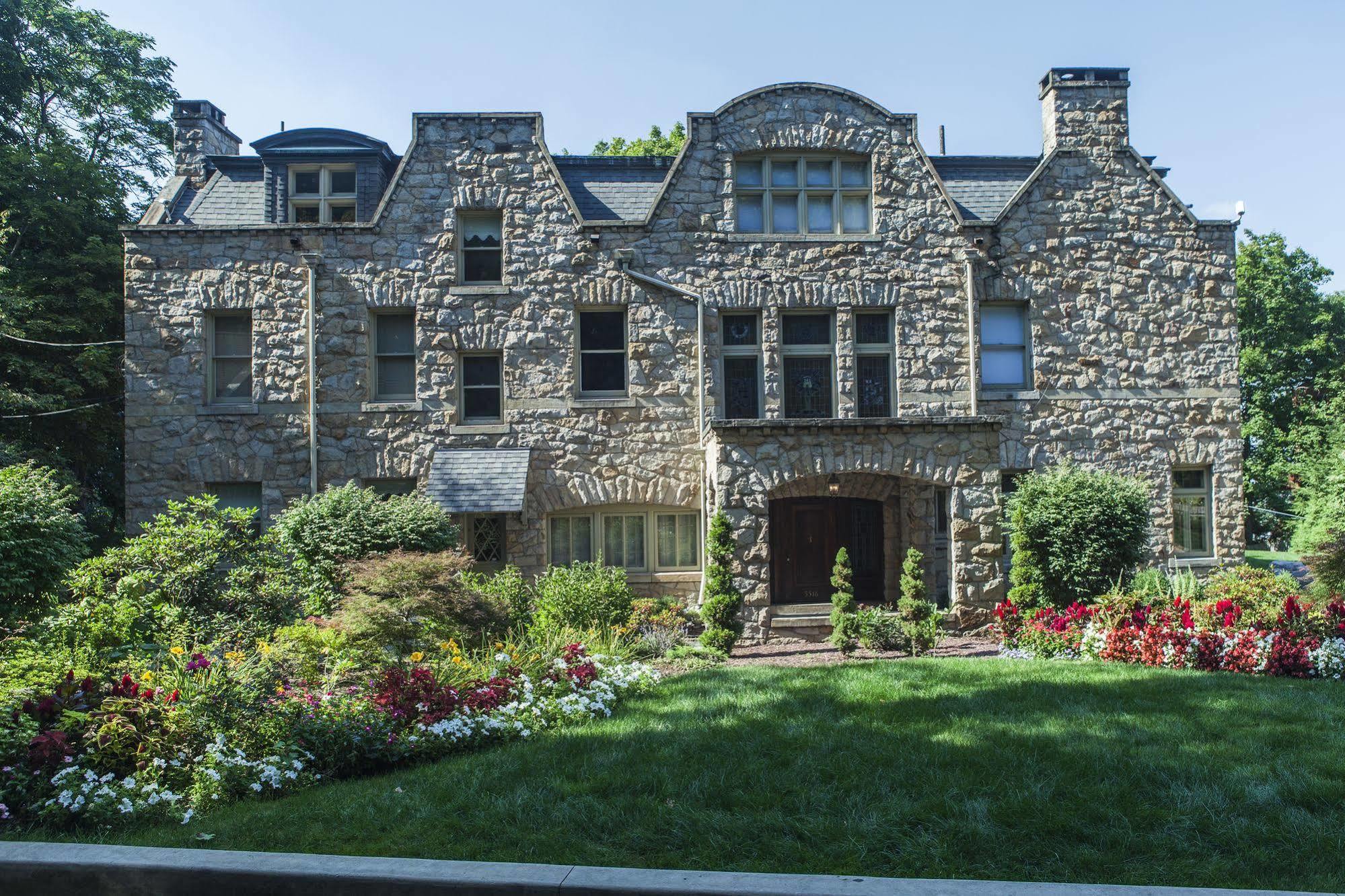 Bed and Breakfast The Mansion At Maple Heights Pittsburgh Exterior foto
